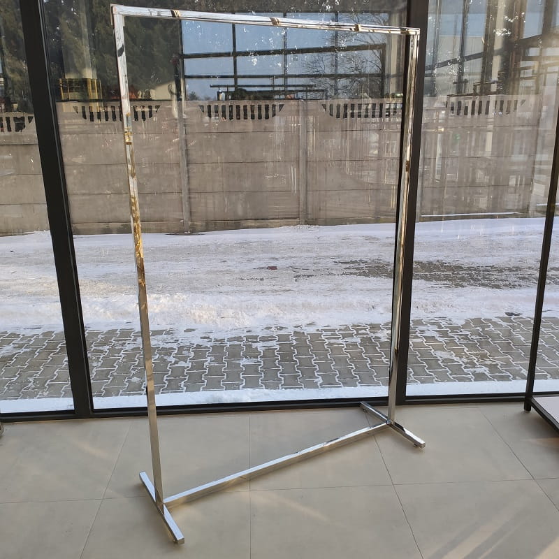 Perchero Plata Fijo Tubo Cuadrado Con Una Barra RT-07056SS 180cm