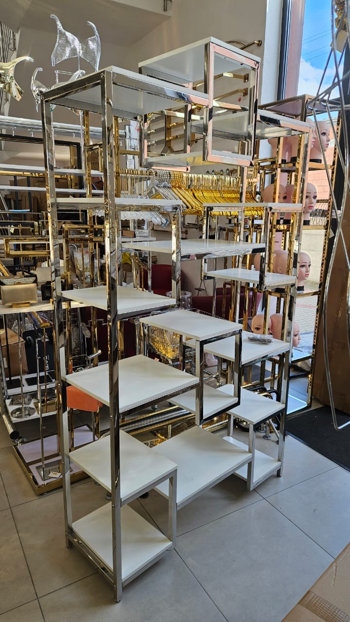 Estantería plateada RT-7338